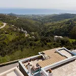 Villa Triantaros Artful *