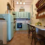 Triantaros Artful *