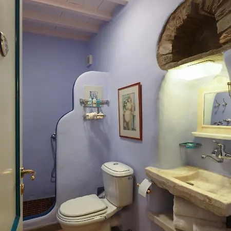 Triantaros Artful Villa