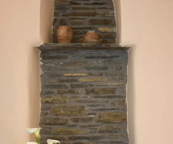 Triantaros Artful * Triandáros