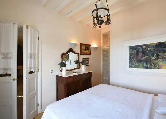 Triantaros Artful * Triandáros