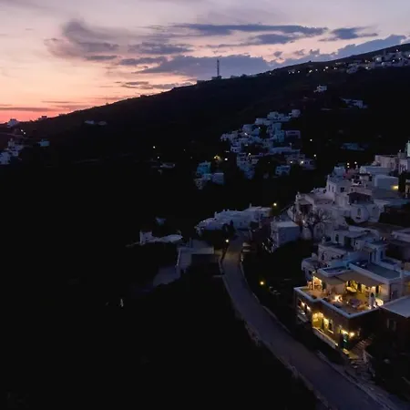 Triantaros Artful * Τριαντάρος