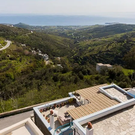 Villa Triantaros Artful *