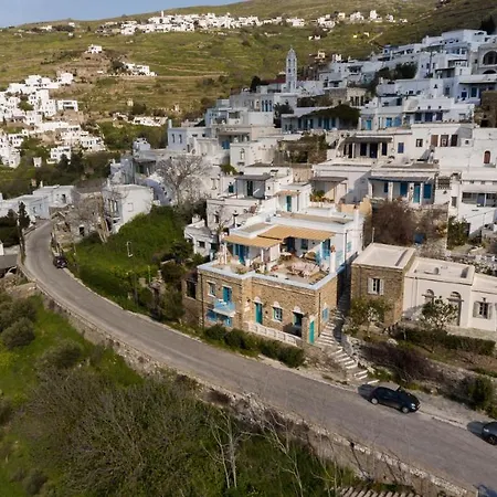 Triantaros Artful * Τριαντάρος